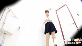 Sexy Waifu (Marin) Pooping 3