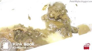 Xtra Thicc Waifu (Anna) Pooping 3