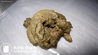 2 mature women shitting on floor - ThisVidcom