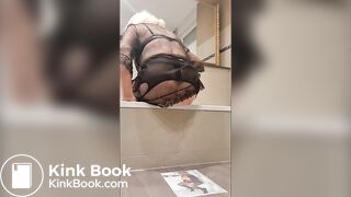 Scat Angelique 2 views