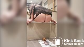 Scat Angelique 2 views
