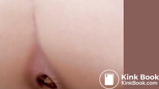 squeeze her turd (hole so tight)