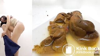 Sexy Waifu (Marin) Pooping 7