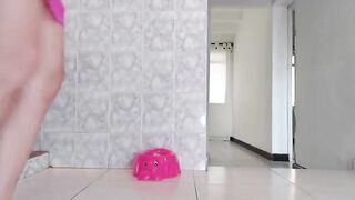 Sara Learns to go Potty