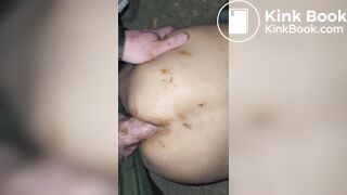 baiser la crotte au cul