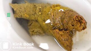 Brooklyn - Toilet Squat Shit