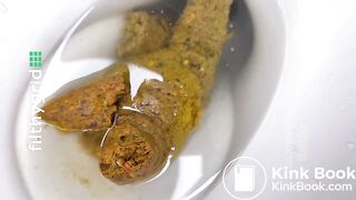 Brooklyn - Toilet Squat Shit