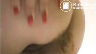 Milf is shoving her pulsating asshole with shit