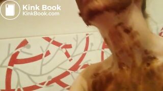 Scat Babe Experience a Shit Shower From Her BF