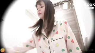 Bunny Waifu Pooping 5