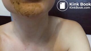 Scat fun with a sexy lady