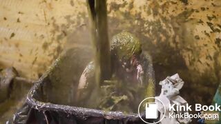 Trash and Dung - sex in garbage and cowshit