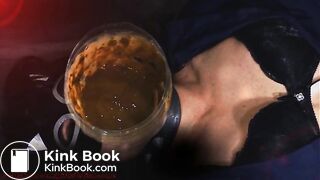 Most impressive living toilet girl ever!