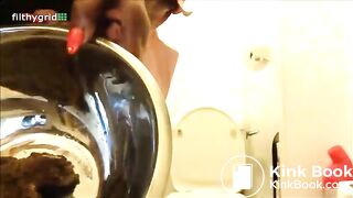 SSBBW black chick fills a bowl with shit