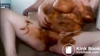 Big Mature Lady Smearing Shit All Over Her Body