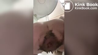 Misty Phoenix - Pooping