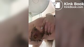 Misty Phoenix - Pooping