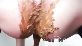 Hot Blonde pooping her red bodysuit