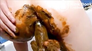 Scat woman shitting masturbating and squirting