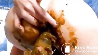 Scat woman shitting masturbating and squirting