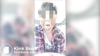 Chewing slut is doing Facial