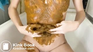 Amateur pooping then eating and smearing shit on her body