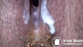 I want to taste her shit and suck her cunt !