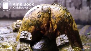 Green Wedding - Lyndra Lynn in cowshit