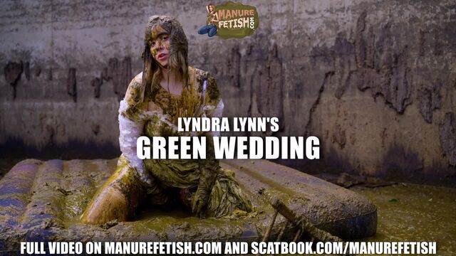 Green Wedding - Lyndra Lynn in cowshit