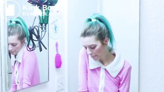 Teen Brushes Her Teeth With Poop In the Morning