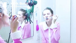 Teen Brushes Her Teeth With Poop In the Morning