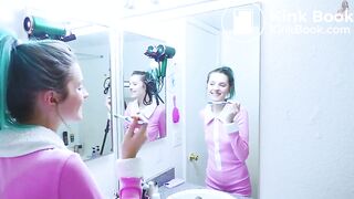 Teen Brushes Her Teeth With Poop In the Morning