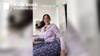 doodie big booty latina