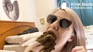 Blonde eat poop