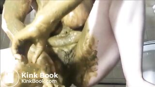 Bbw shitting smearing and masturbating