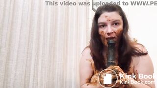 saggy boobs slut pooping her knickers and smearing shit