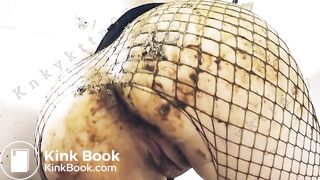 Pooping & Smearing in Fishnets