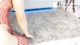 brunette girl speculum scat
