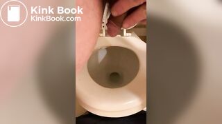Taking a nice shit!