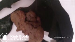 Cassie shits in black panties