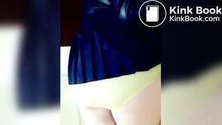 Filling yellow knickers