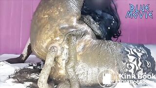 Shitting from both holes