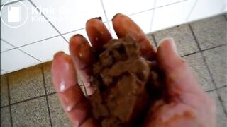 enema gegen die Wand gespritzt