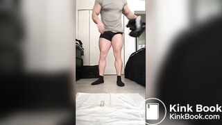 Bodybuilder Shitting
