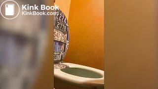 Male Model Shitting