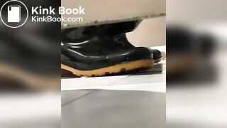Men's Squat Toilet