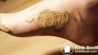 She Kills somes Maggots for more action