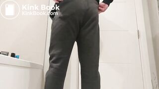 British Lad Shitting