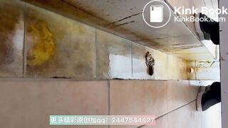 The girl defecated heavily in the toilet 2