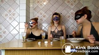 Model Natalya 94 - Shitting Dinner